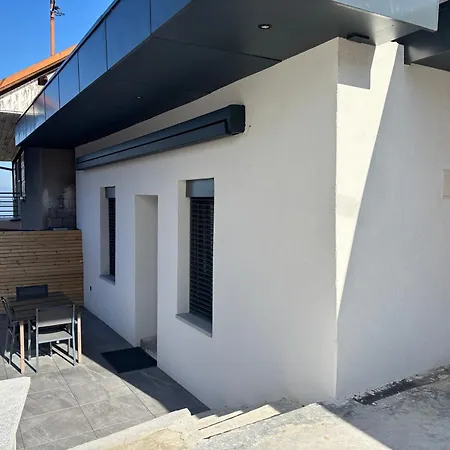 Charmante Petite Maison Publier